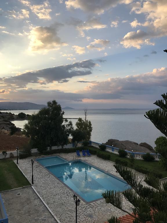 Cypriana Apartments Makrýgialos Buitenkant foto